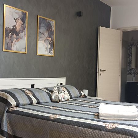 La Jacaranda Rooms タオルミーナ エクステリア 写真