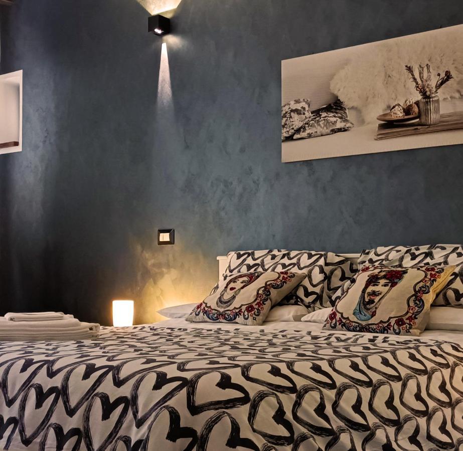 La Jacaranda Rooms タオルミーナ エクステリア 写真